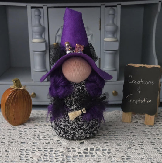Halloween Gnomess Witch
