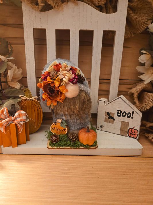 Medium Needle Felt Fall Gnome